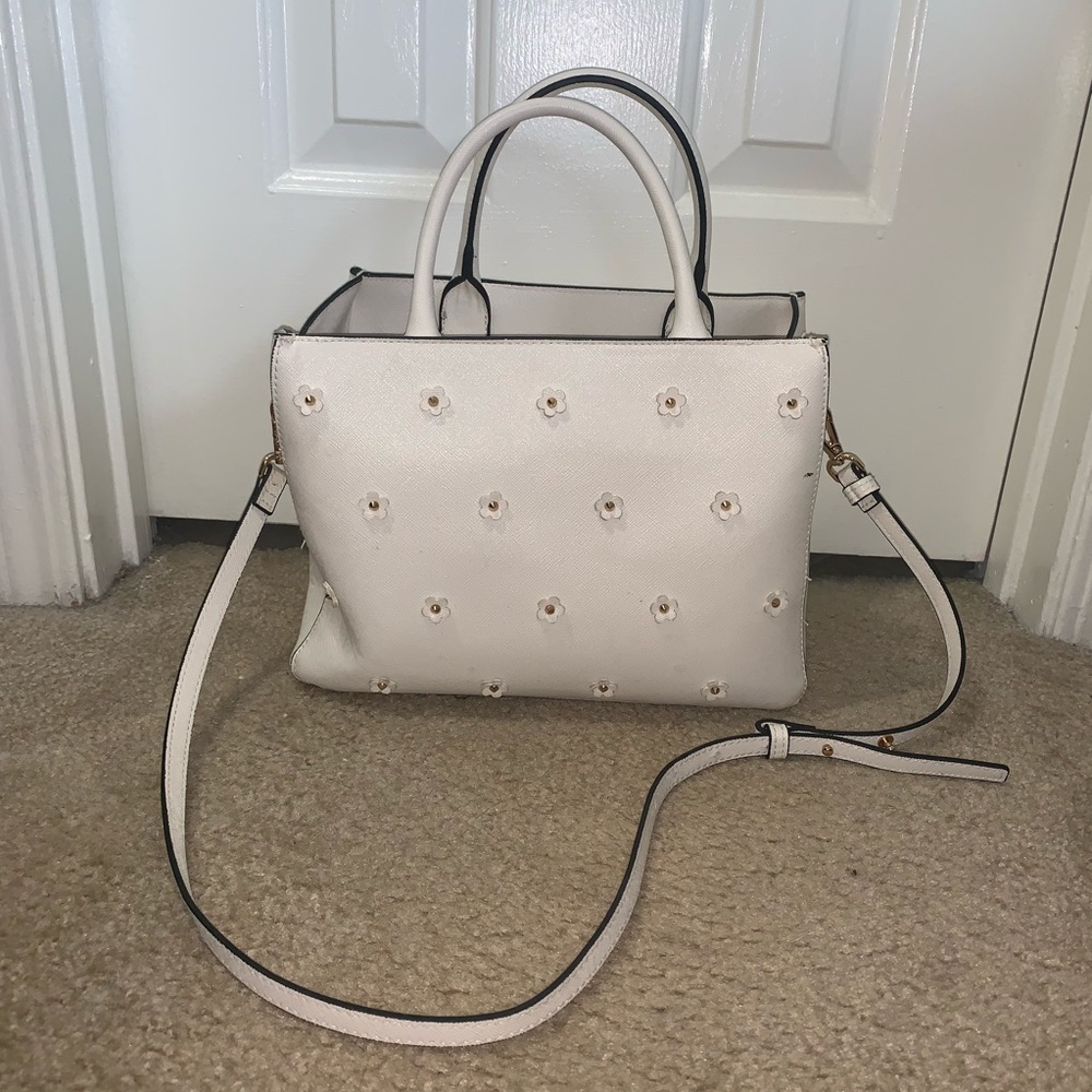 H&M white daisy box bag